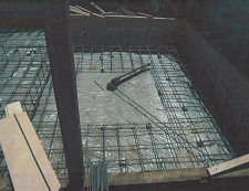 ０ページ１段目の左端の写真を配置